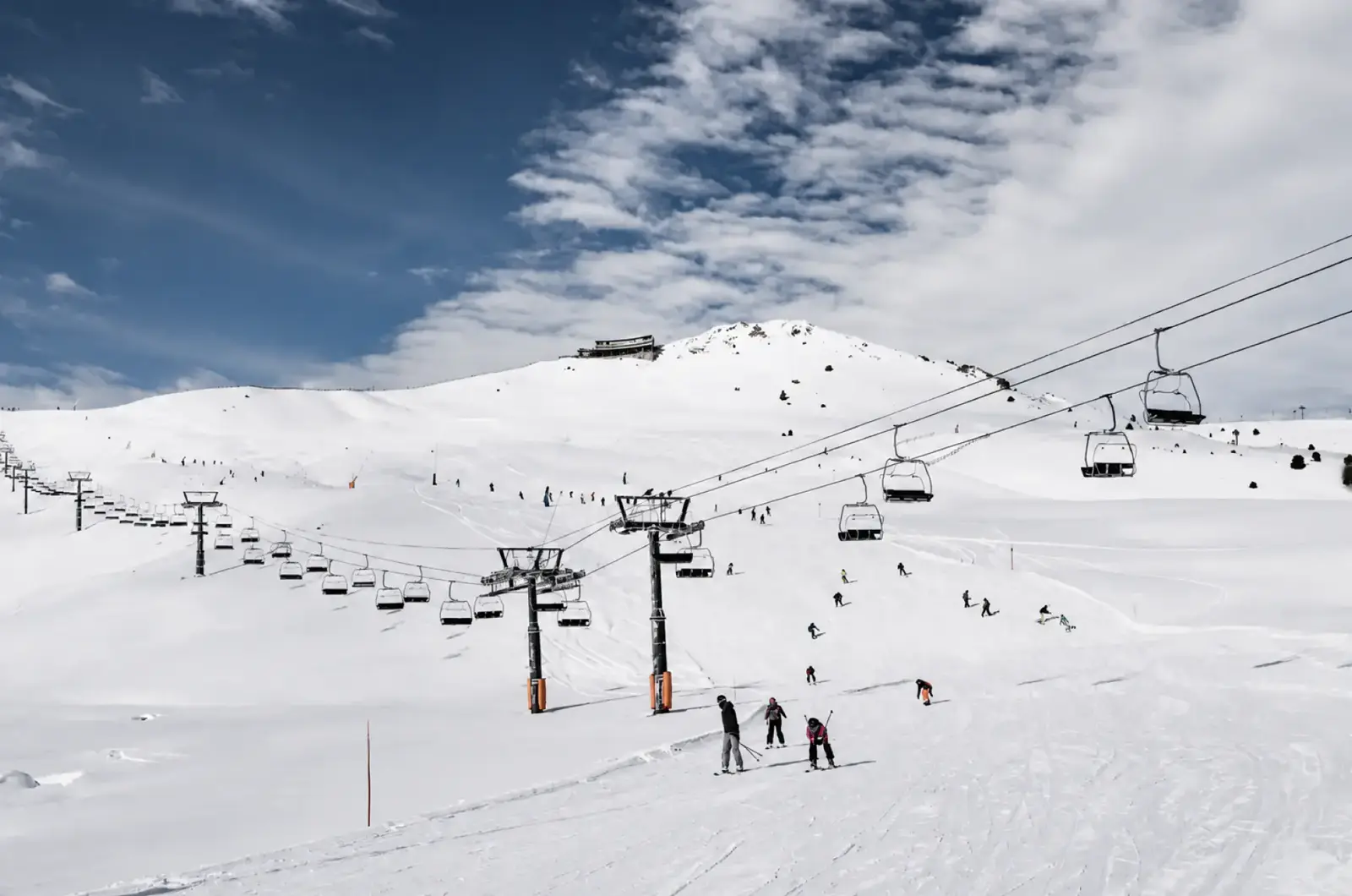 Pistes nevades de Grandvalira sobre la vall